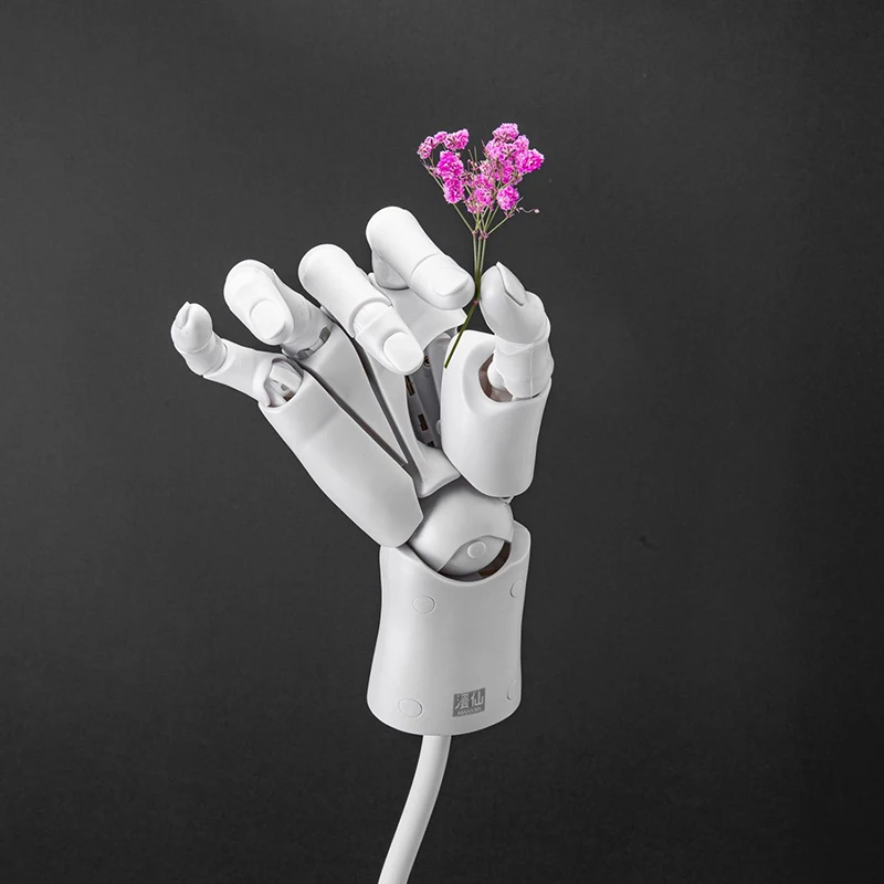 New Movable Finger Bionic Hand Model Drawing Comic Art Prop Realistic Supermode Body Accessory Decoration Fabulous Gifts Toys