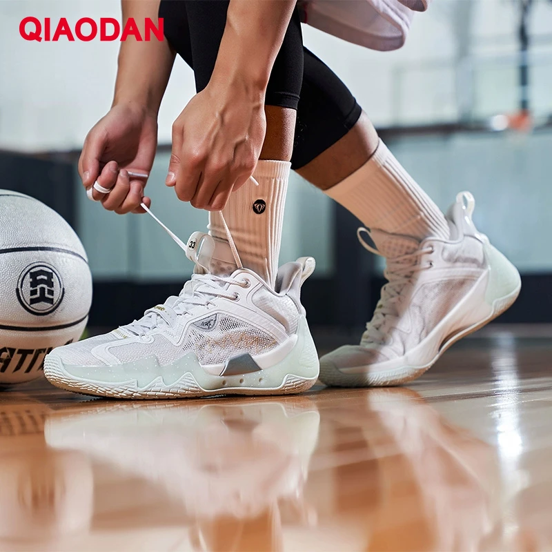 QIAODAN Fangs Pro SE sepatu basket pria, sneaker profesional atletik pakaian keras baru 2024