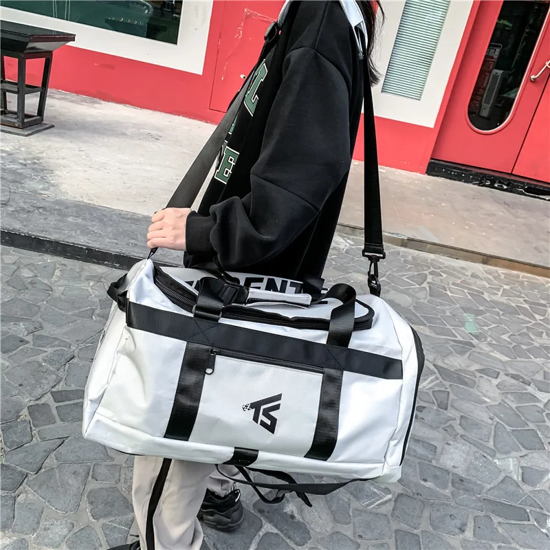 Golf Bag Golf Boston Clothing Travel Bag New Water-resistant Sport Fashion Hand-held Large-capacity Lightweight Fitness Backpack