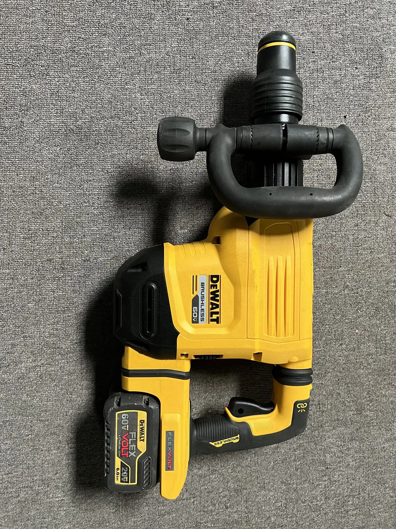 DeWALT DCH832  60V SDS MAX Cordless Lithium-Ion Chipping 6.0AH battery second-hand