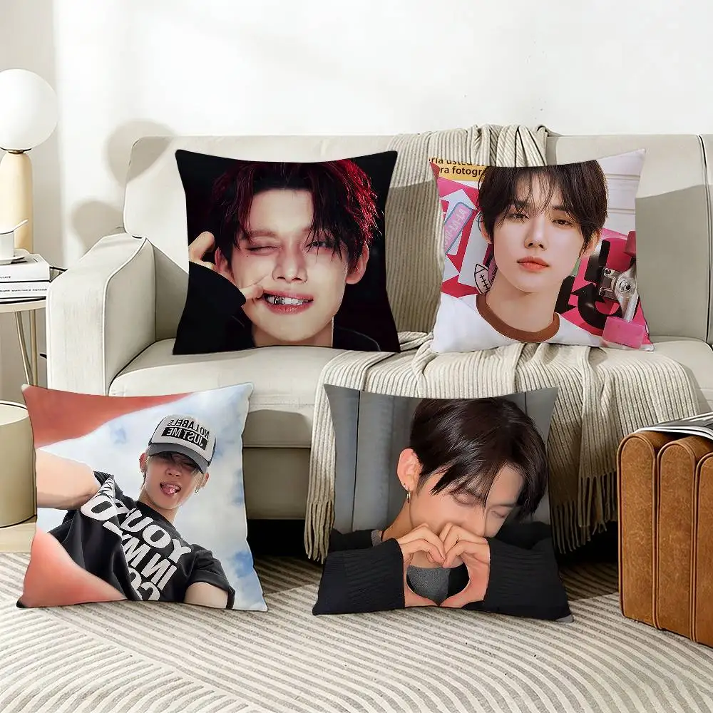 

Y-YeonjunS Fashion King Various Sizes Square Pillow Case For Car Home Bedchamber Decor