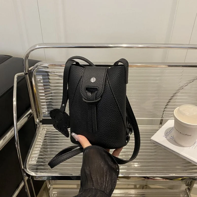 

Famous Designer Leather Women's Shoulder Bag High-End Luxury Brand Fashionable Elegant Crossbody Handbag For Ladies