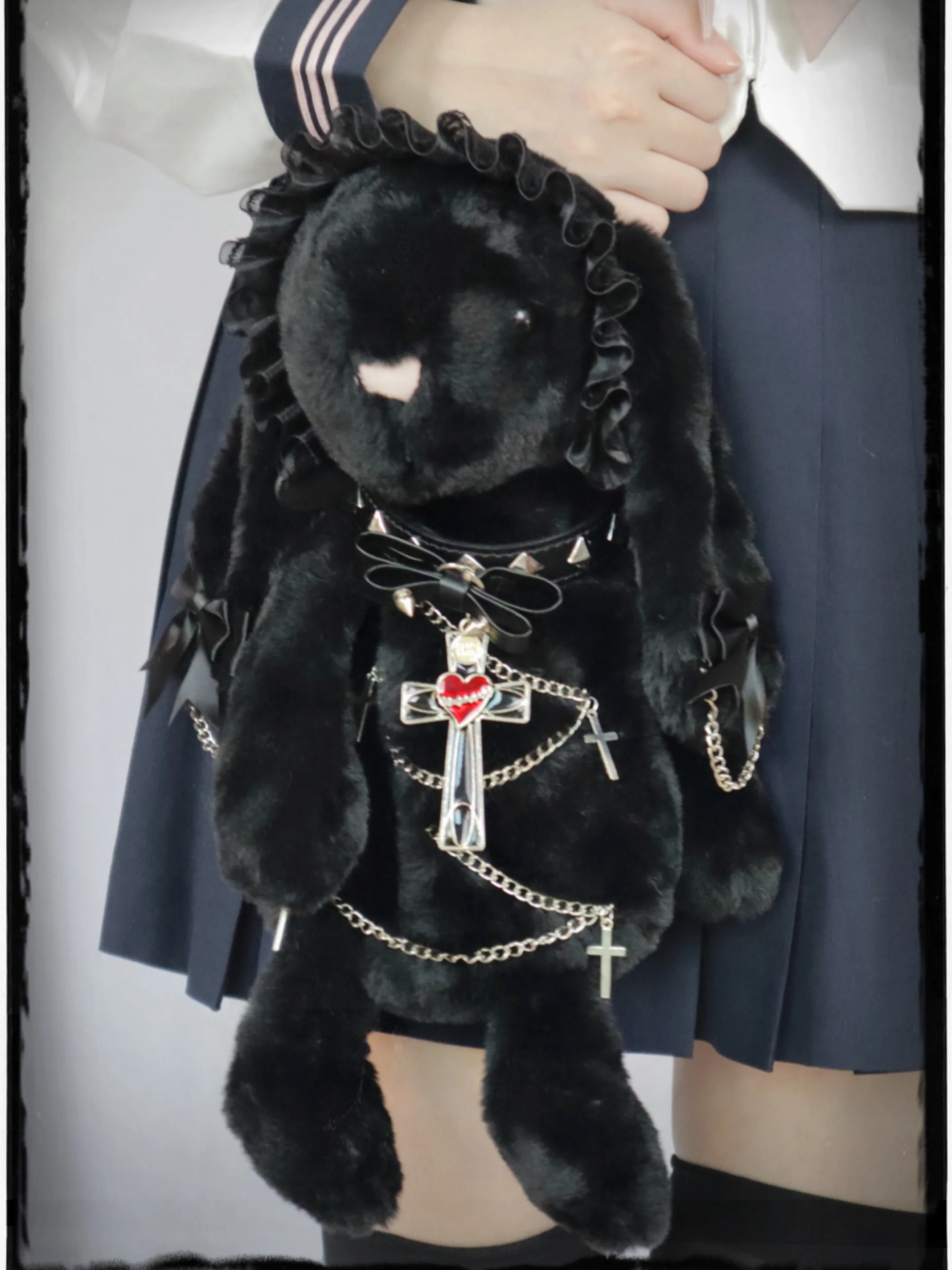 日本のオリジナルスイート＆クールゴスダークラビットサブカルチャーY2Kショルダーバッグニッチホットティーチェーンダークロリータドールバッグ女性用