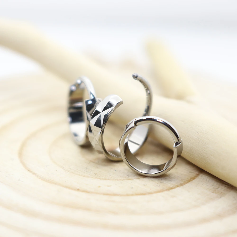 QM ASTM F136 Titanium Hoop Clicker Nose Ring Earrings Helix Lobe Body Piercing Jewelry