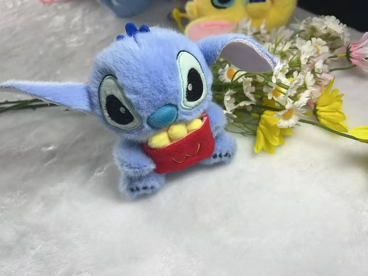 Porte-clés pour sac à dos, pendentif, jouet en peluche Kawaii, poupée faite à la main, dessin animé, cadeau mignon pour poupée d'anniversaire de petite amie, dernière collection