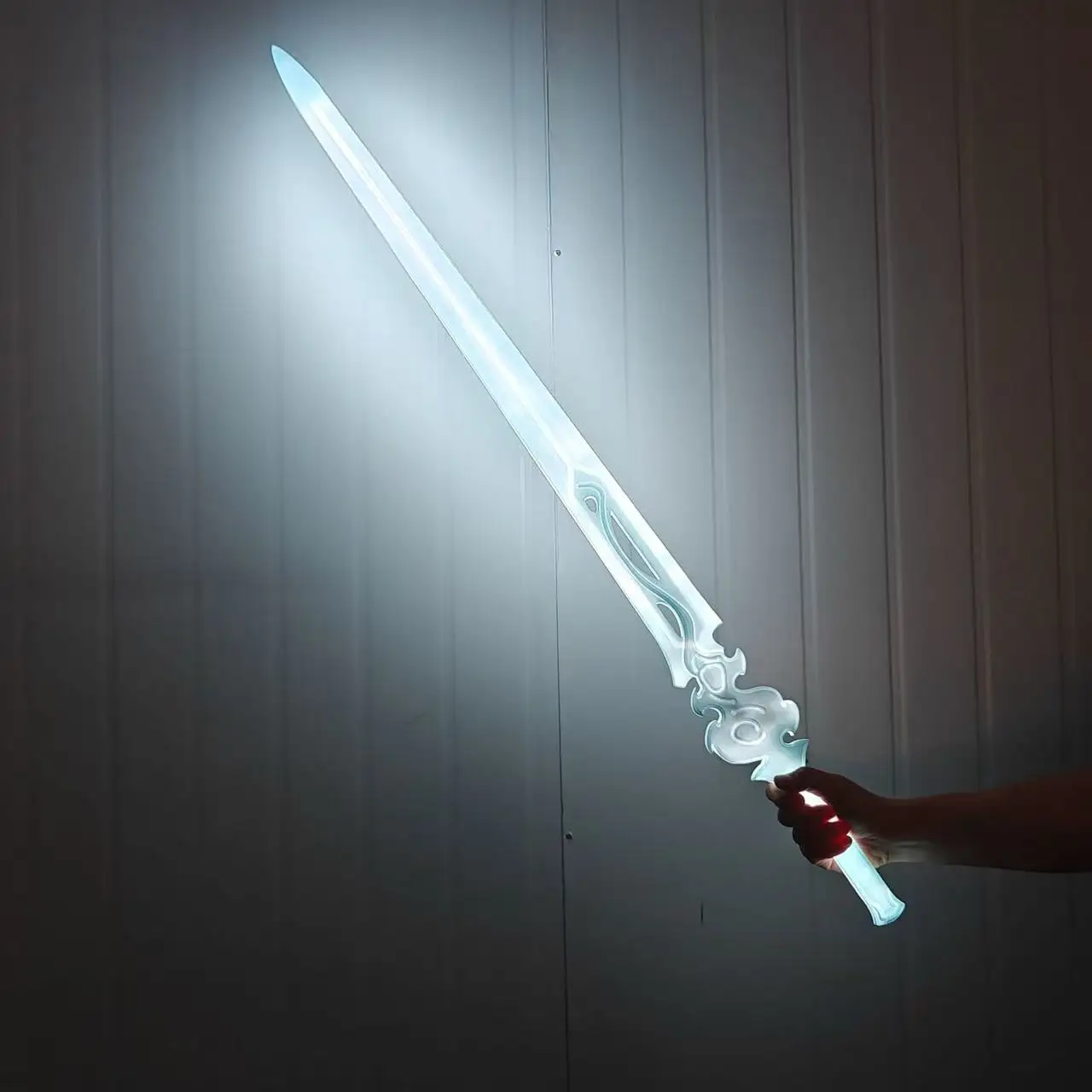 Game Wuthering Waves Qingxiao Luminous Sword Weapons Character Cosplay Replica Prop Halloween Christmas Party Costume Accessory
