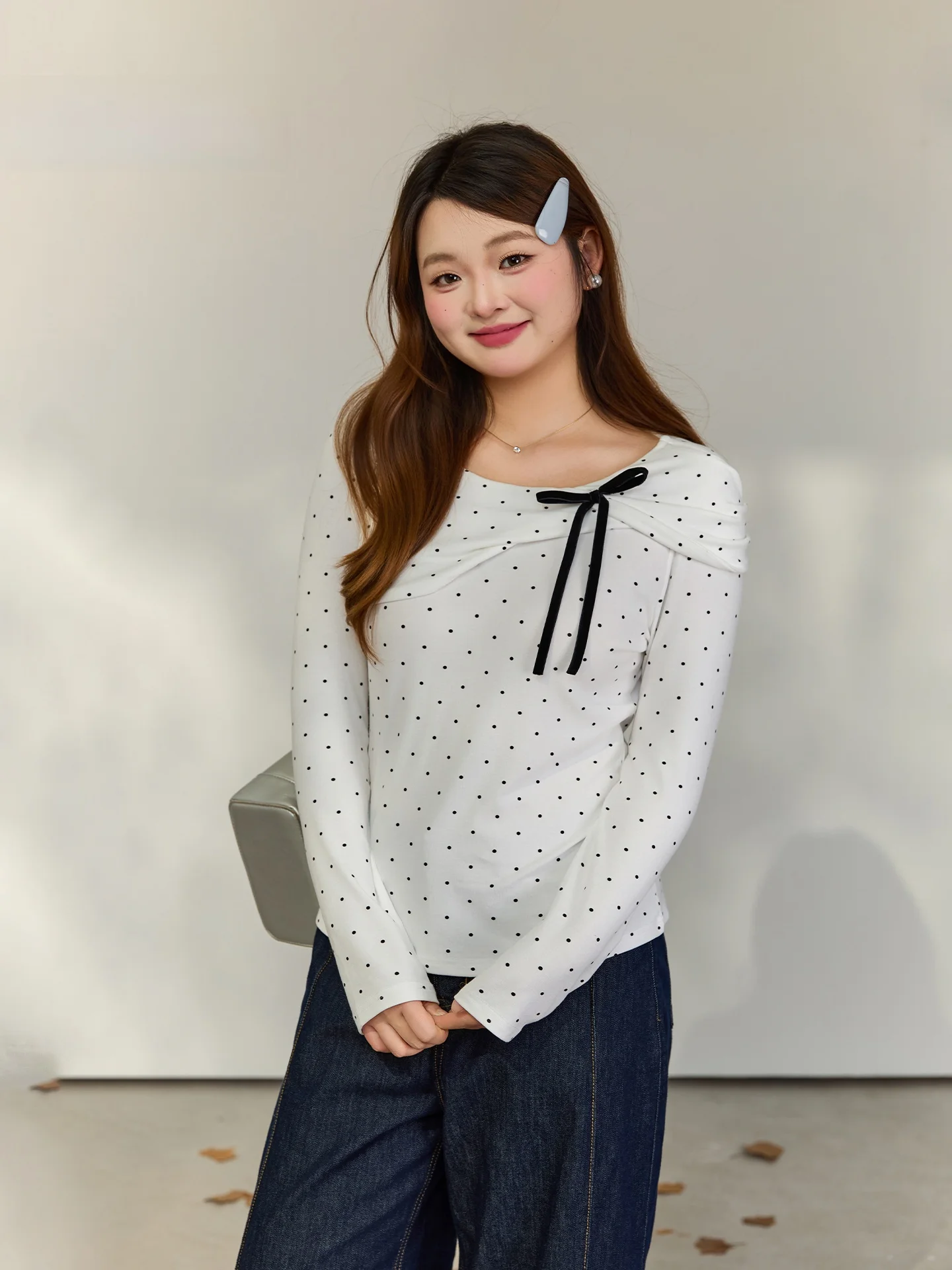 

Ele plus Size T-irt Spring 2026 Polka Dot Slim Fit Waist Cinched Top for plus Size Women Faionable Versatile Casual Wear