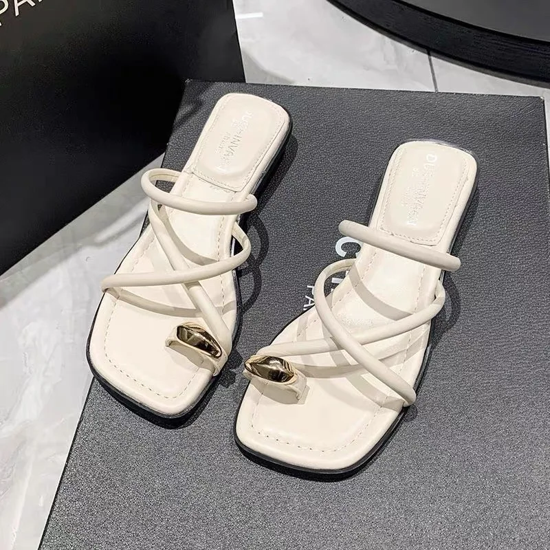 Damen-Sandalen 2026 Sommer Neue Mode Elegante Flip-Flops Offene Zehen Lässige Damen-Plateau-Strandsandalen Sandalias De Mujer