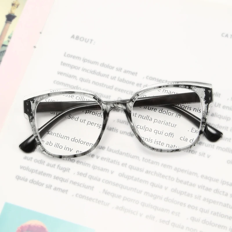 4 قطع من نظارات القراءة الأنيقة على شكل عين القطة، عدسات عالية الدقة، مفصلات زنبركية، الطاقة: 1.00 - 4.00