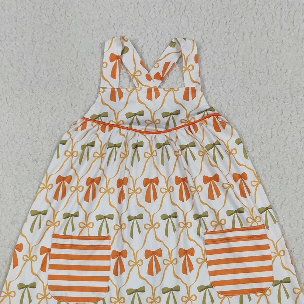 فستان للفتيات الصغيرات بطول الركبة مع أشرطة وأقواس برتقالية وجيوب بنمط مخطط لموسم الخريف #3