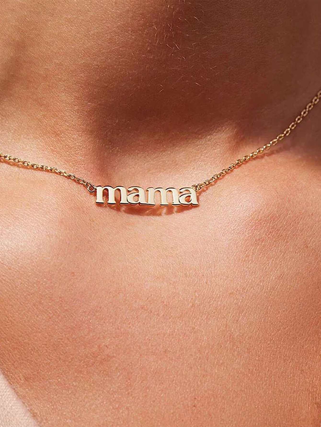 Muttertag Mama Brief Anhänger Halskette Für Frauen Mama Typenschild Schlüsselbein Kette Halsband Persönlichkeit Schmuck Neue Geschenke