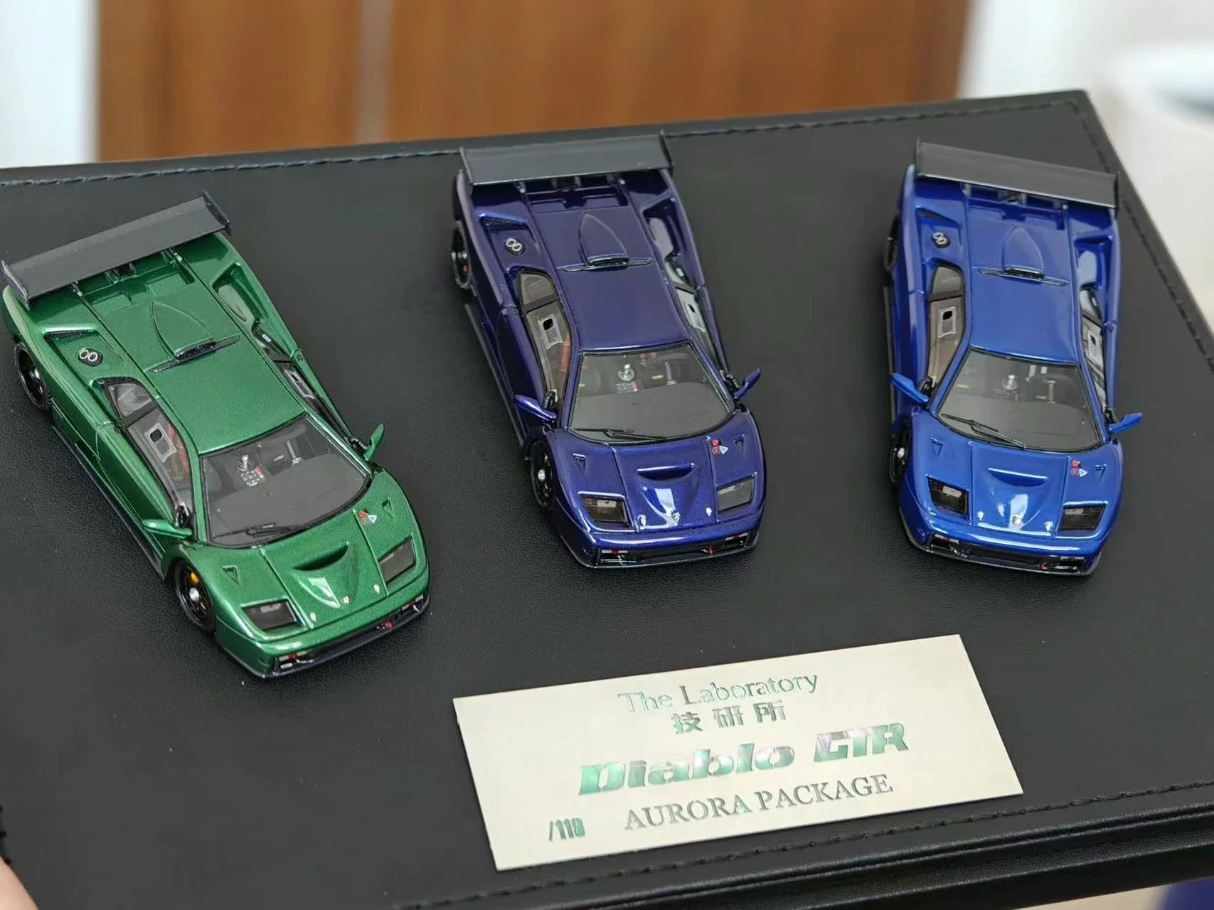 

Zonzo Studio 1:64 Diablo Three Car Set Simulation Limited Edition Resin Metal Static Car Model Toy Gift