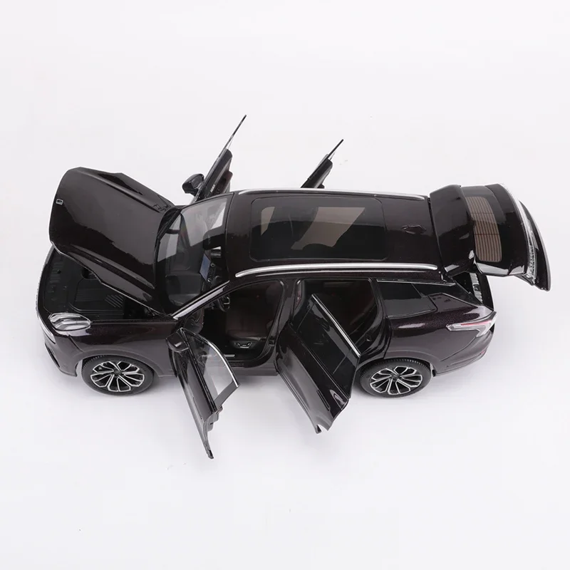 Lynk & co 09-合金車モデル,日曜大工,紫と白,収集可能な装飾,男の子へのギフト,スケール1:18