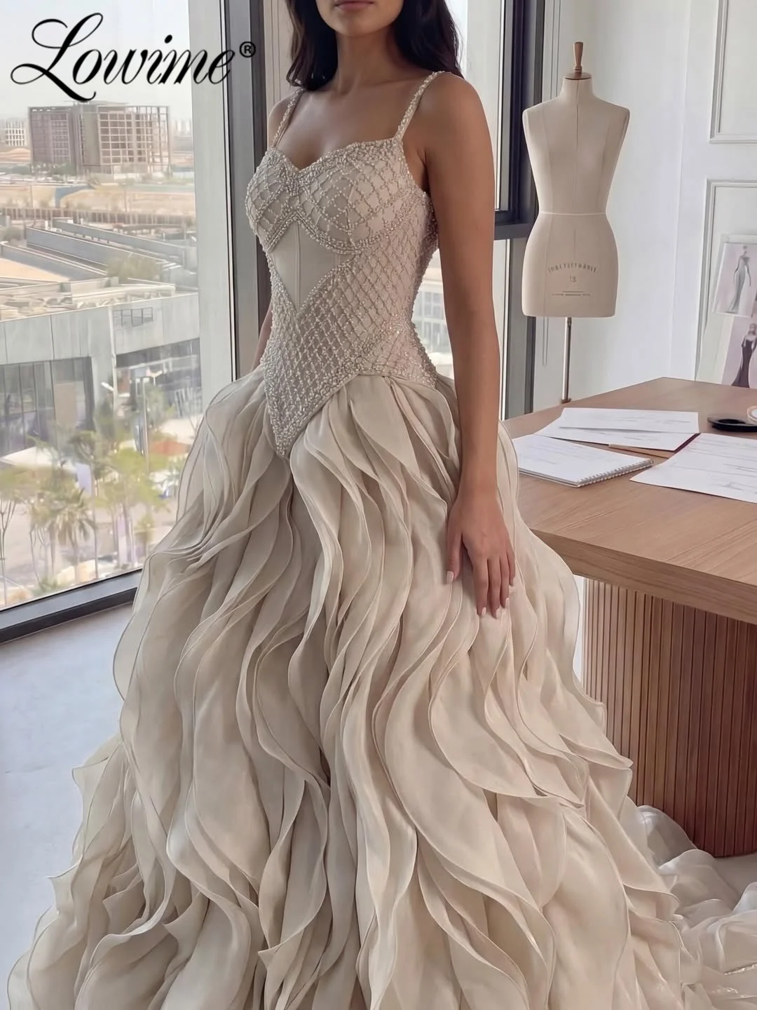 

Элегантное вечернее платье из Дубая с рюшами и тонкими бретелями, расшитое жемчугом, для арабских женщин, нарядное платье для вечеринок, индивидуальный пошив, А-силуэт, выпускное платье