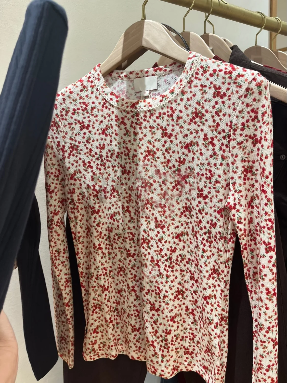 

Heidd Early Spring Red Floral Print Elastic Slim Fit Knitted Base Layer Top round Ne Pullover Polyester Fiber Country Sle