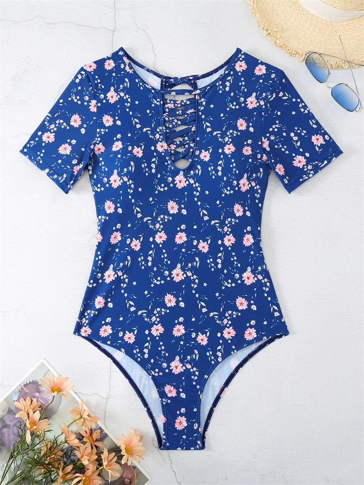 One Piece Swimsuit Women 2024 New Blue Print Short Sleeves Hollow Out Sexy Bodysuit Swimwear Monokini Beach Bathing Suit Female