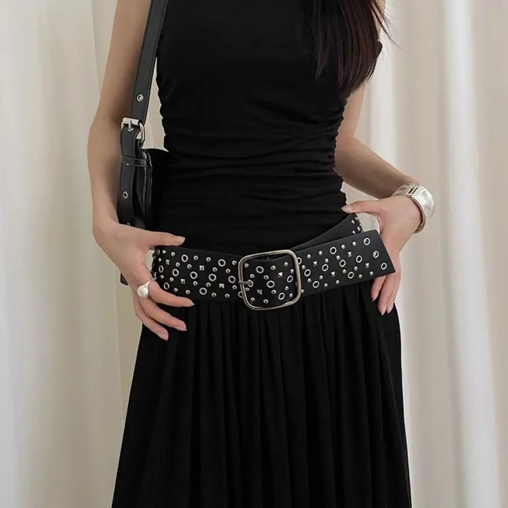 

Elegant Rivet Cowgirl Belt Harajuku Y2K Wide Waistband Aesthetic Round Buckle PU Leather Belt Dress