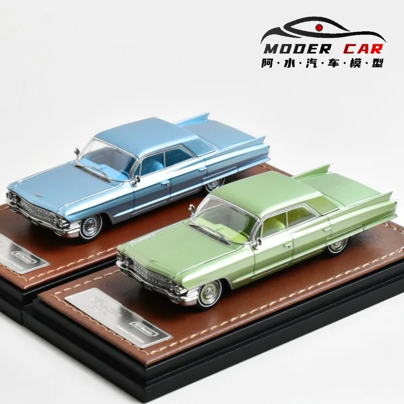 

In stock: 1:64 Cadillac Diwei die-cast simulation alloy car model, boys' festival gift toy, adult collectible display item.