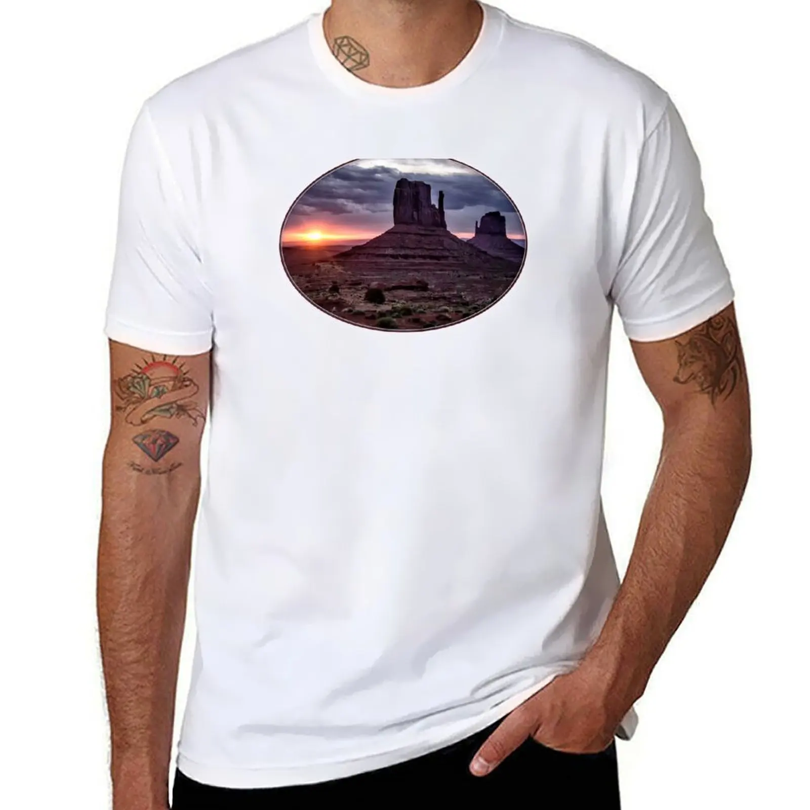 

Sunrise at Monument Valley T-Shirt printed t shirts for man man t shirts high quality luxury brand T-Shirt