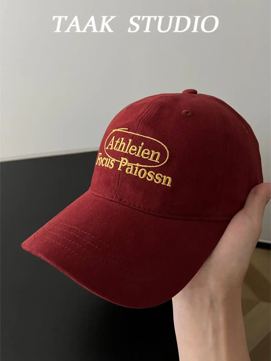 

Baseball hat female spring summer Korean version male versatile street letter embroidery cap couple