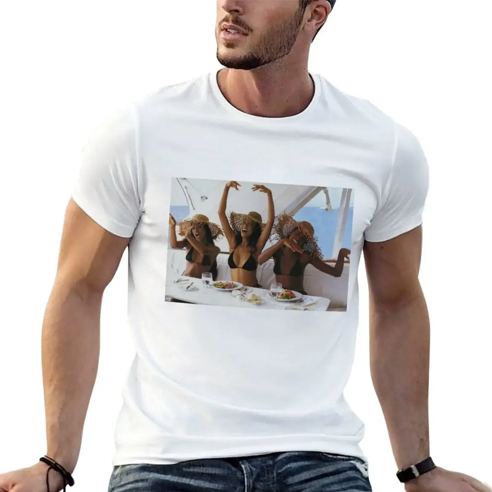 Naomi Campbell : Yacht Club T-Shirt new edition rapper graphic tees mens fashion