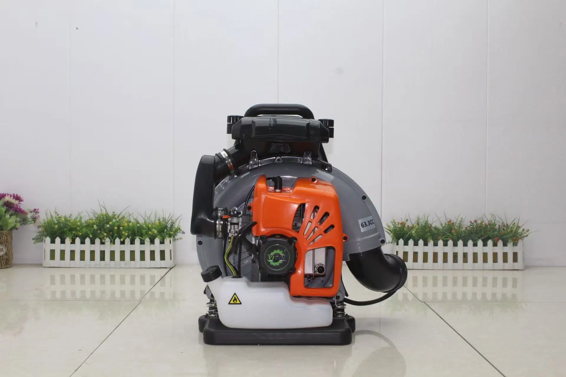 

Powerful Backpack Gas Leaf Blower For Cleaning Snow Removal Dusting Greenhouse