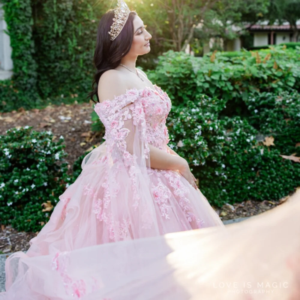 Personalizado rosa quinceanera vestido de baile 3d flor applique contas capa sheer espartilho doce 16 vestido vestidos xv años yqd450