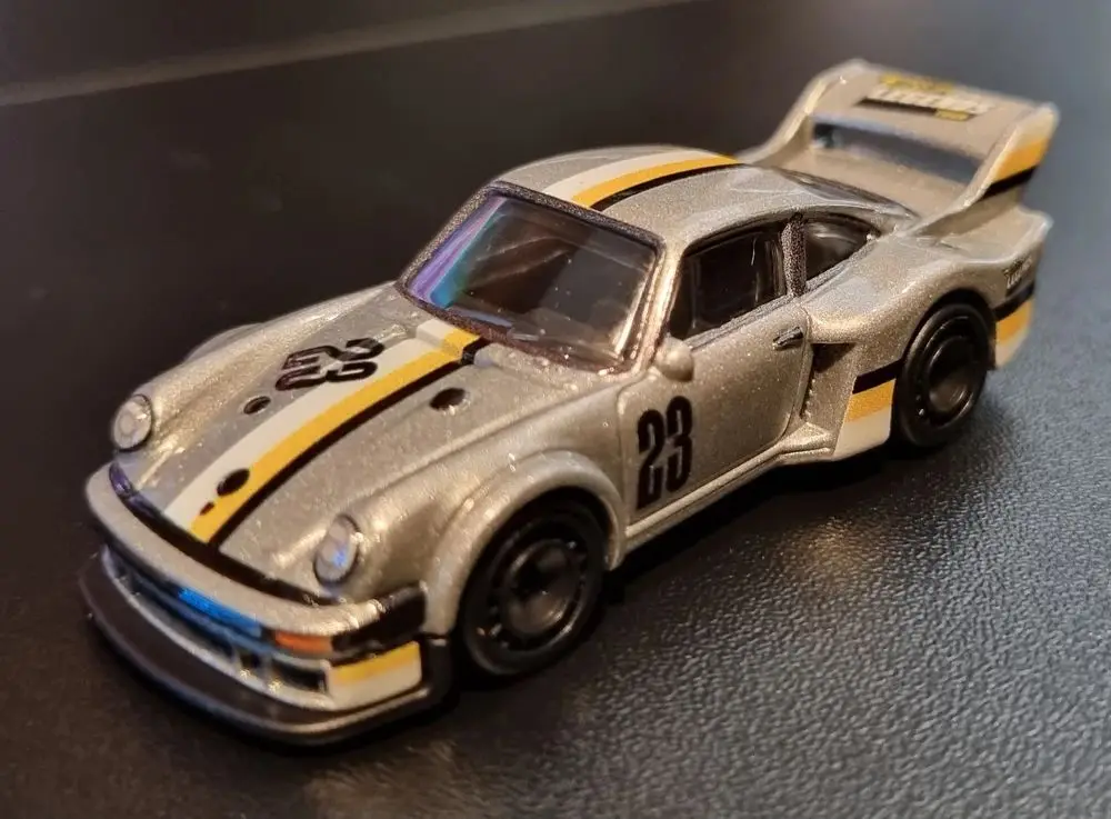 Hot Wheels Team Transport Walmart Legends Tour Exclusive Porsche 934.5 & Fleet Street 1/64 Diecast  Vehicles FLF56