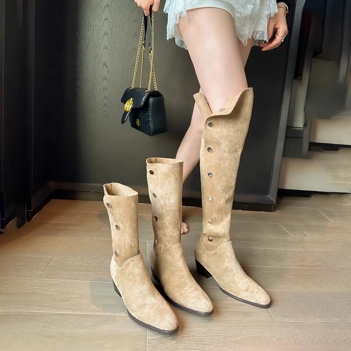 

Ковбойские сапоги в стиле вестерн с острым носком в стиле ретро, тонкая женская обувь из шелкового материала для взрослых на толстом каблуке и длинной трубке небольшого размера