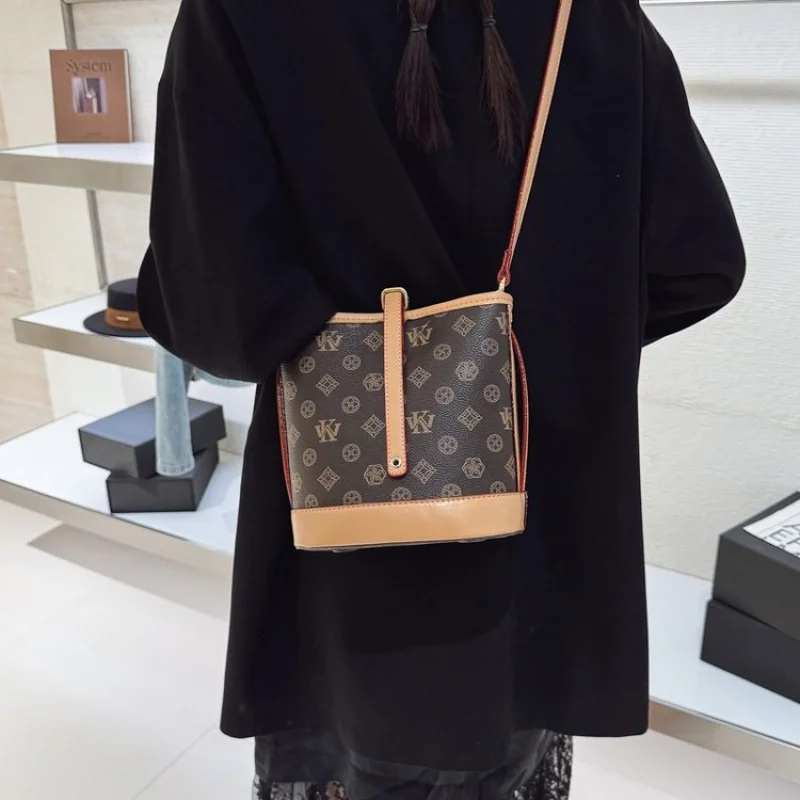 

Stylish Designer Women's Crossbody Bag Leather Shoulder Handbag Elegant Ladies Tote Purse Shopping