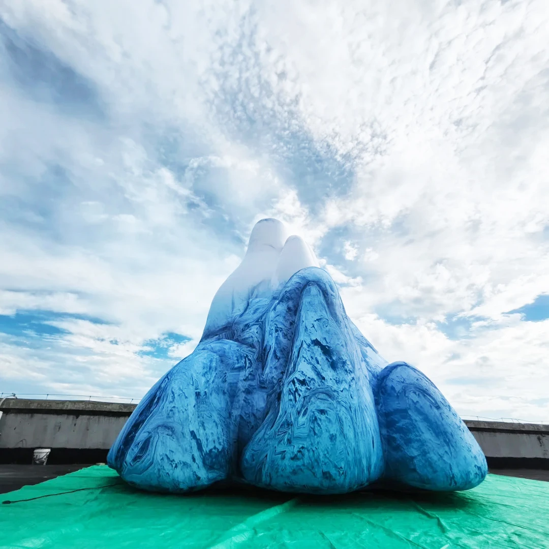 Giant Inflatable Lifelike Ice Glacier Air Blow Iceberg/Snow Mountain Environmental Event Play Performance Decor Advertise Props