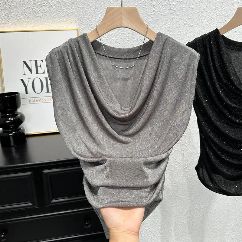 Sleeveless T-shirt Women's Summer New Thin Temperament Fashion Design Sense Small Shirt Chic Shiny Collar Blouse.