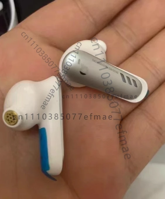 

Used 99% new Replacement Part for Anker Soundcore VR P10 Rechargeable Case Charging Box Accessory Left Side Right Side