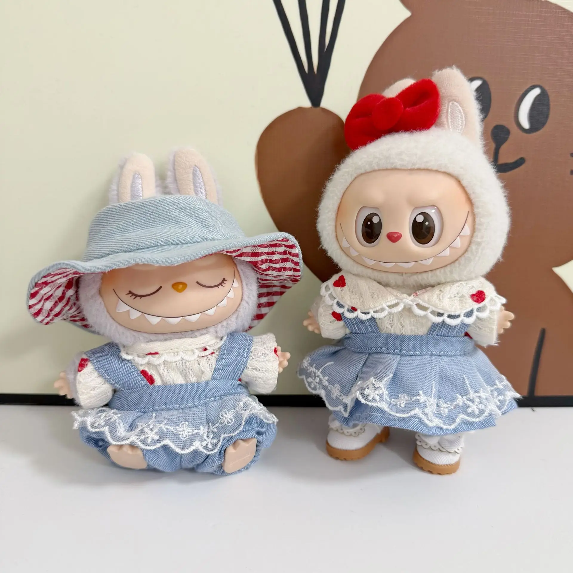 

Only clothes:First,second,and third generation Labubu clothes pendant,Labubu doll clothes,sitting heart shirt,shoulder strap set