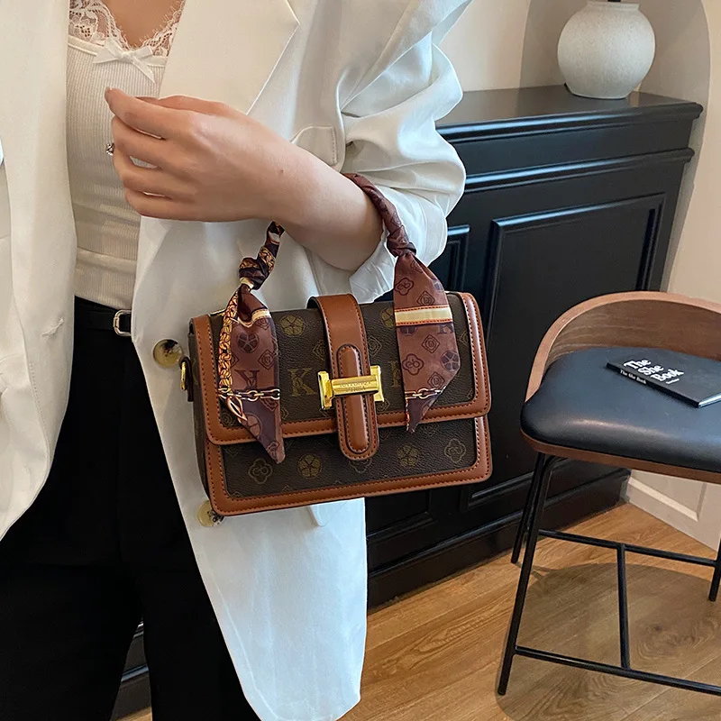 2025 حقيبة مربعة مطبوعة محفظة الكتف المتخصصة للنساء خمر حقيبة كروسبودي لوكس يوم إلى ليلة حقيبة موضة حقيبة رافعة #3