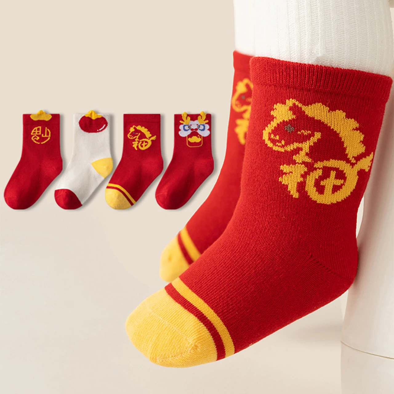 

Красные новогодние хлопковые носки, подарок для ребенка, средние носки-трубочки, утепленные теплые носки для малышей 0-3 лет, детская обувь на удачу для мальчиков и девочек
