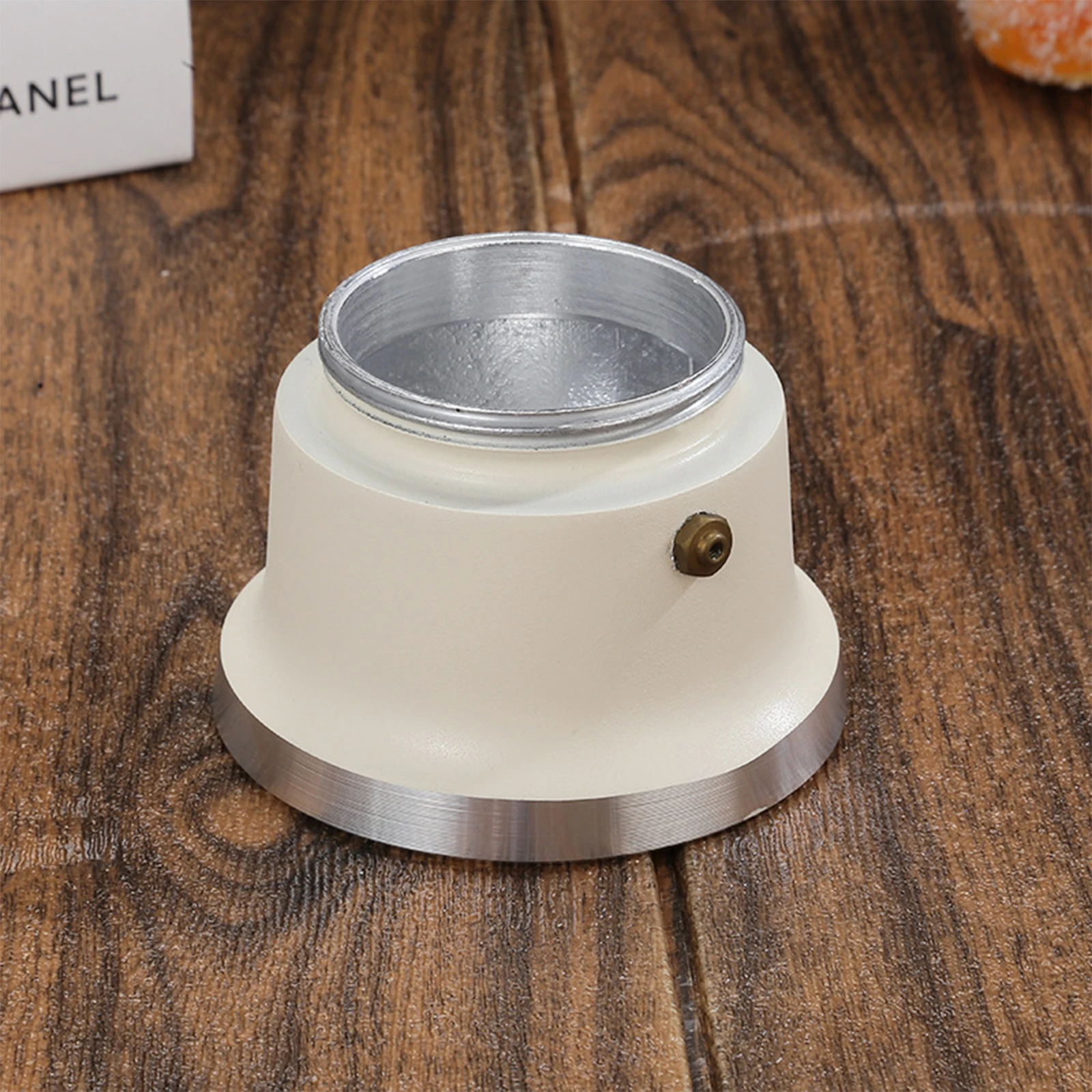 ماكينة صنع القهوة الإيطالية الكلاسيكية ذات 3 أكواب من وعاء موكا للاستخدام المنزلي