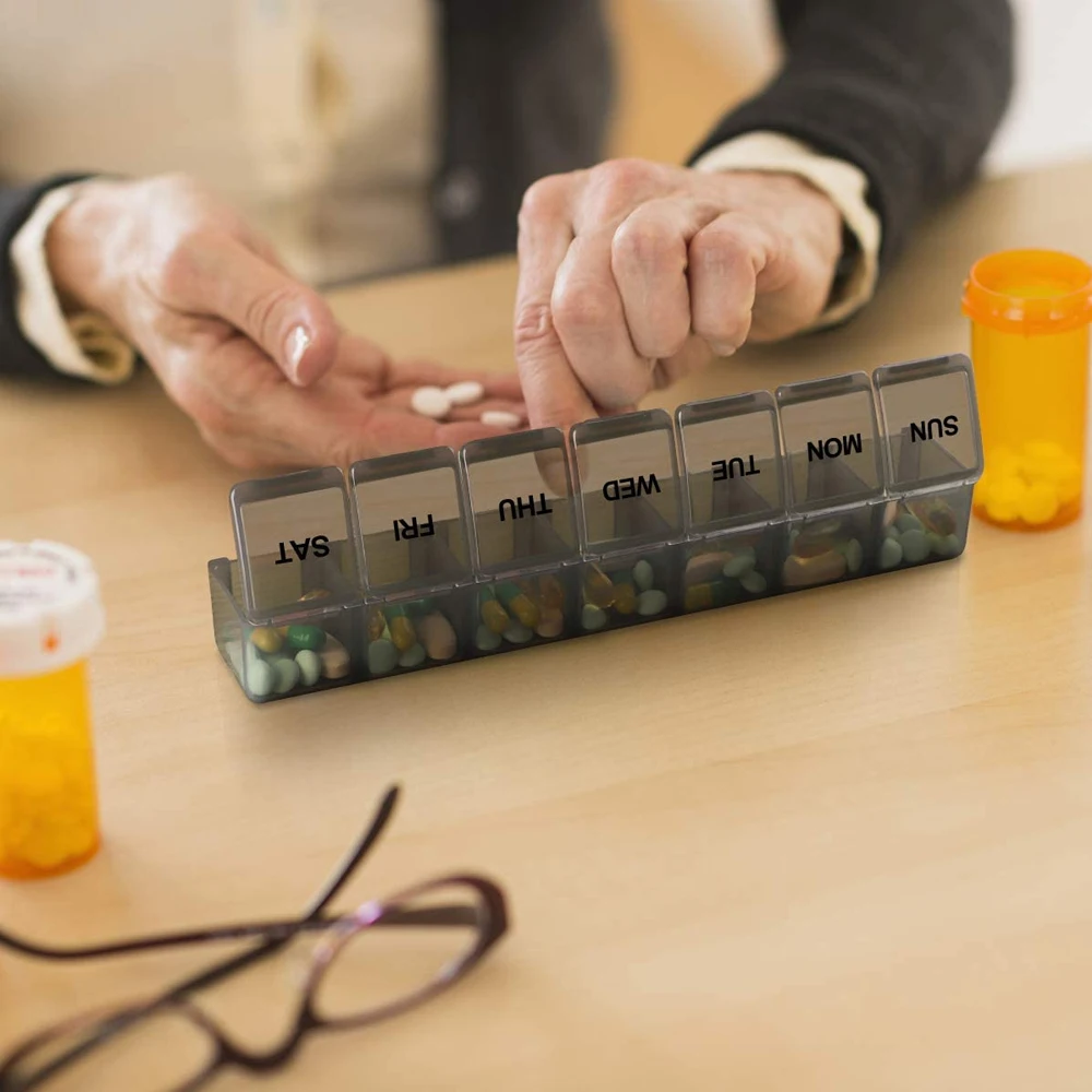 

1pcs Small Pill Box Cases Large Grids 7 Days A Week Organizer Pills Box for Tablets Vitamins Medicine Fish Oils Sub-packed