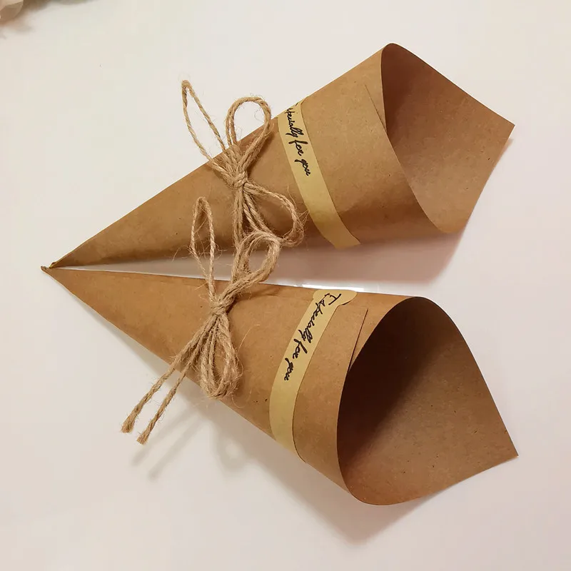 20Pcs Kraft Paper Confetti Cones Holder Stand Box Flower Tray Rustic Cones Holder Favour Boxes Wedding Birthday Party Decoration