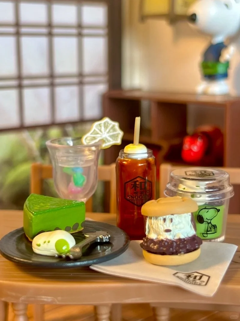 Opnieuw Ment Snoopy Thee Japanse Koffie Thee Winkel Sereis Blind Box Miniatuur Scène Desktop Decoratie Leuk Speelgoed Cadeau