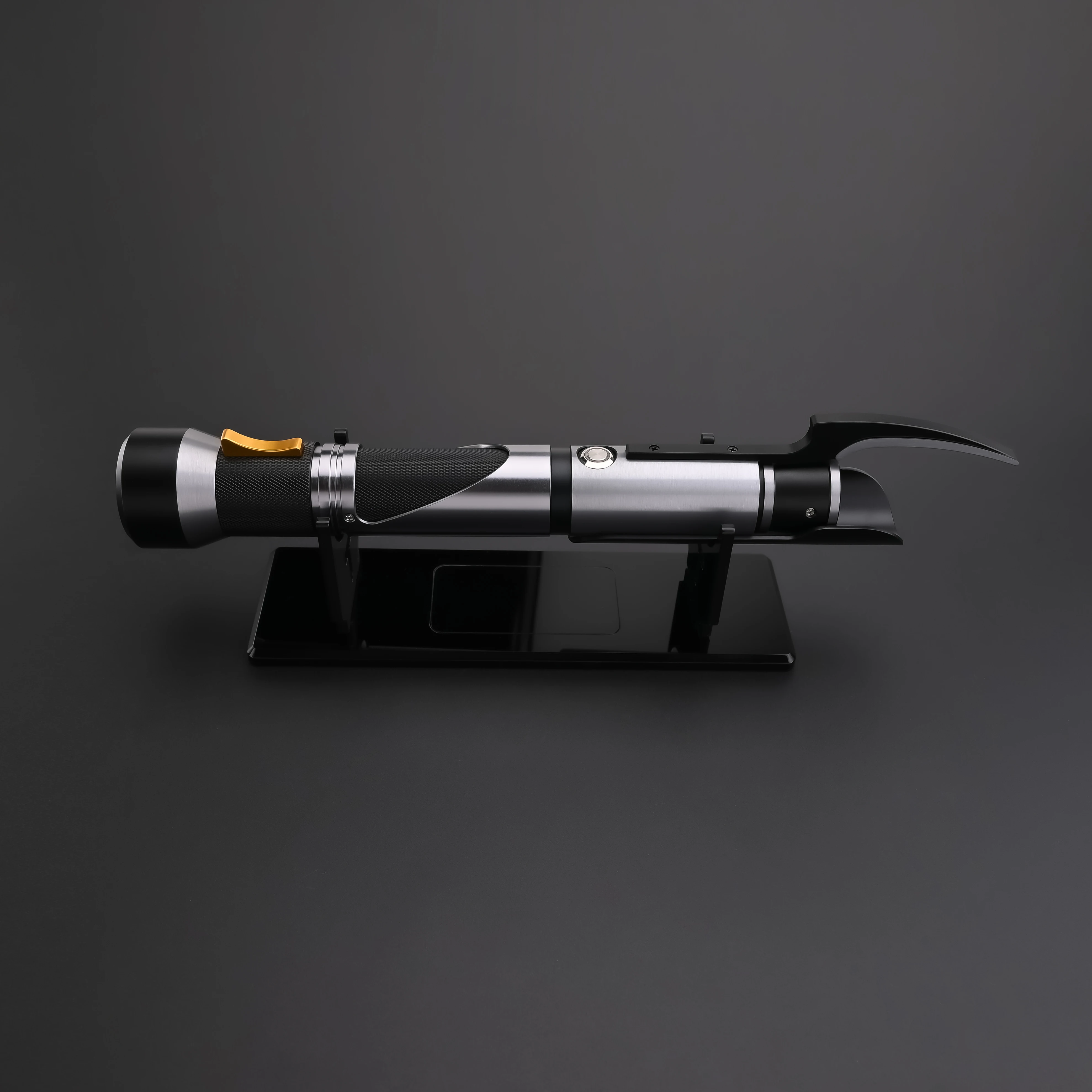 

Световой меч TXQSABER Dooku SE для тяжелых дуэлей с управлением жестами, Bluetooth и приложением, косплей-бластер, лазерный меч джедая, игрушка для маханий