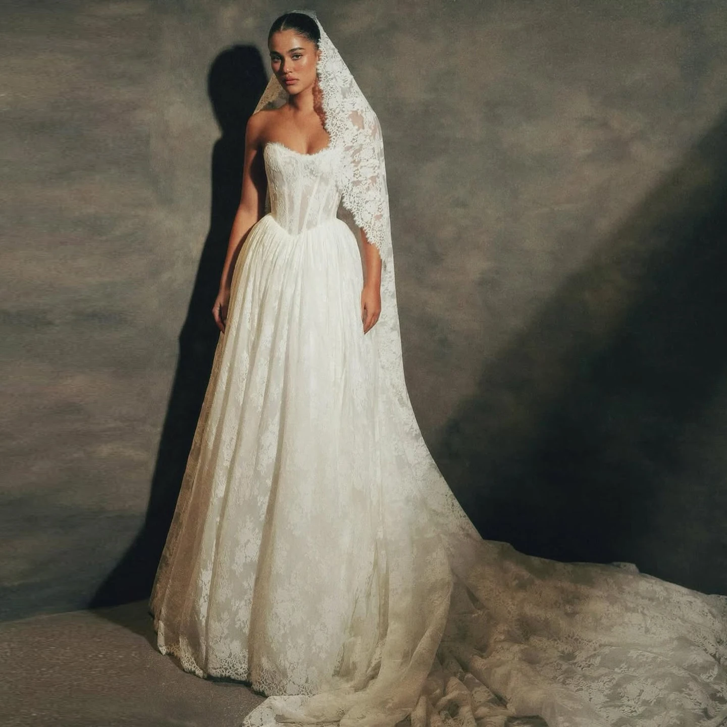 

Sharon Said Romantic Vintage Off White Lace Wedding Dress for Women 2025 Sweetheart Court Train Bridal Gowns SW058 Customized