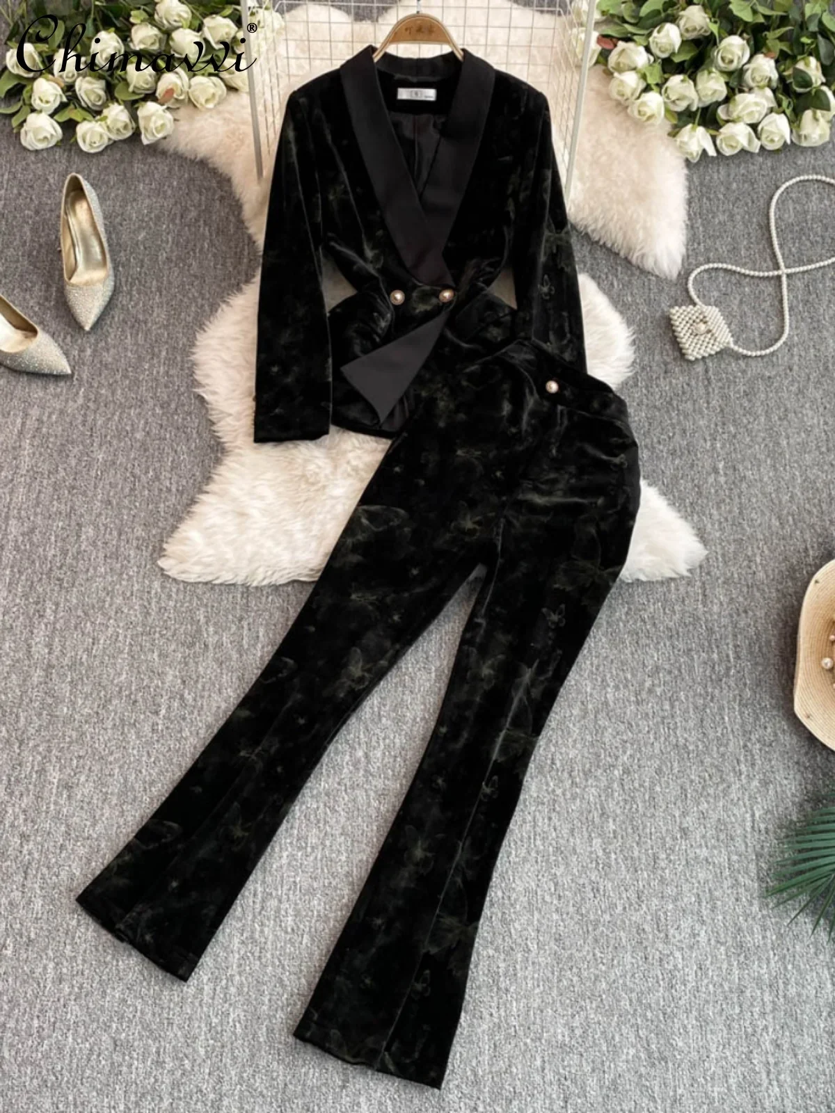 

French Elegant Commuter Velvet Suit V-Neck Long Sleeve Slim Jacket High Waist Skinny Flared Pants Two-piece Set Women Autumn