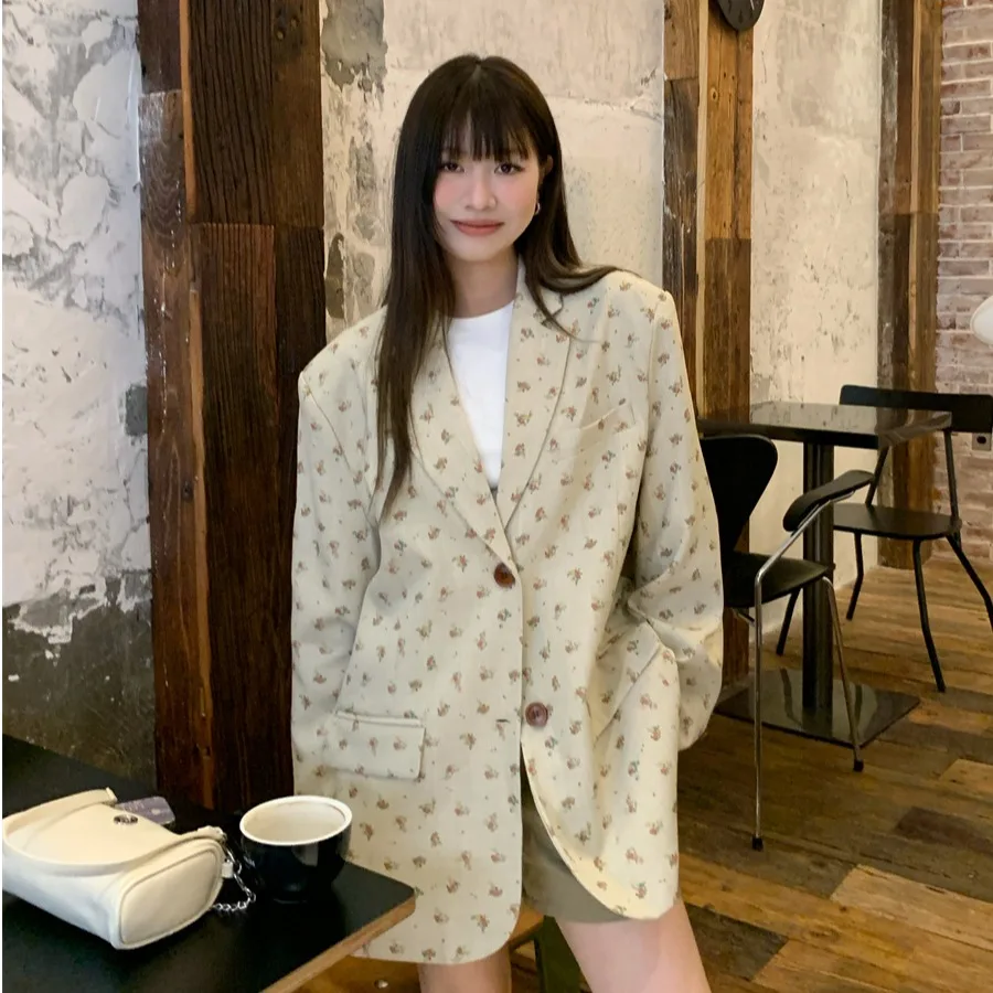 

Модный женский пиджак в корейском стиле с мелким цветочным принтом, универсальный, повседневный, свободного кроя, с длинными рукавами, средней длины, на одной пуговице