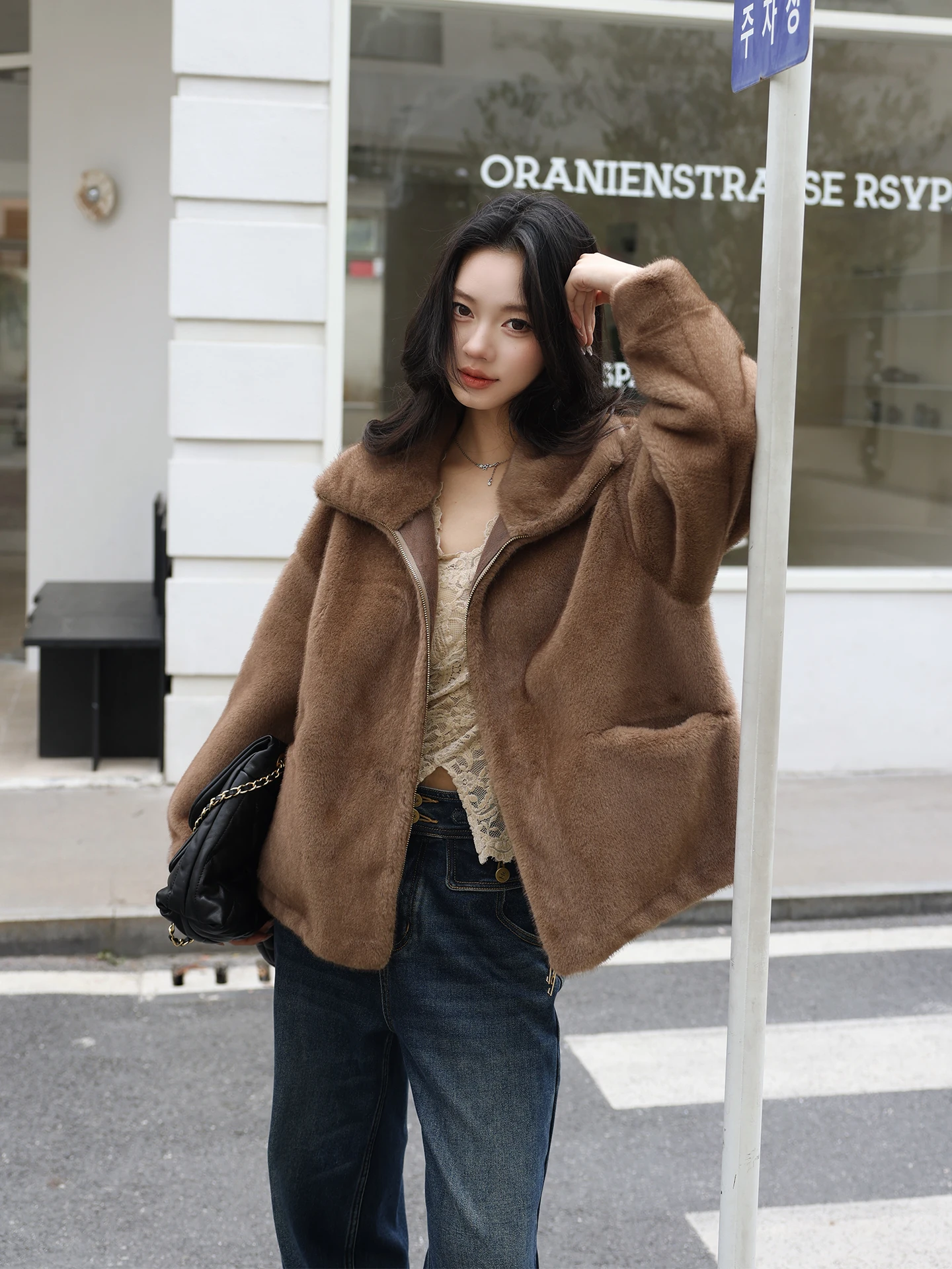 

Warmth Brown Faux Mink Fur Jaet by Old Yang MEHOMEYANG Casual Loose Fit Long Sve Zipper Closure Polyester Fiber Coat