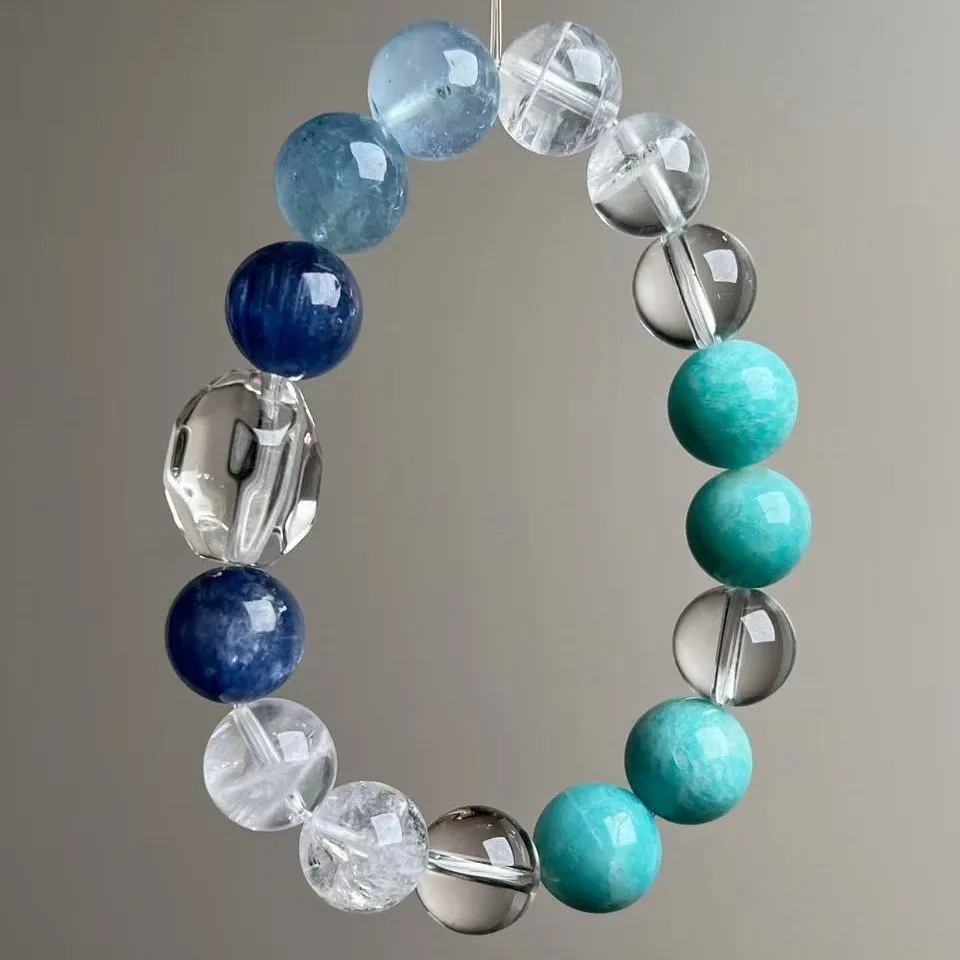 

Natural Crystal Bracelet, Aquamarine, White Crystal Light Luxury Fashion Women's Bracelet.