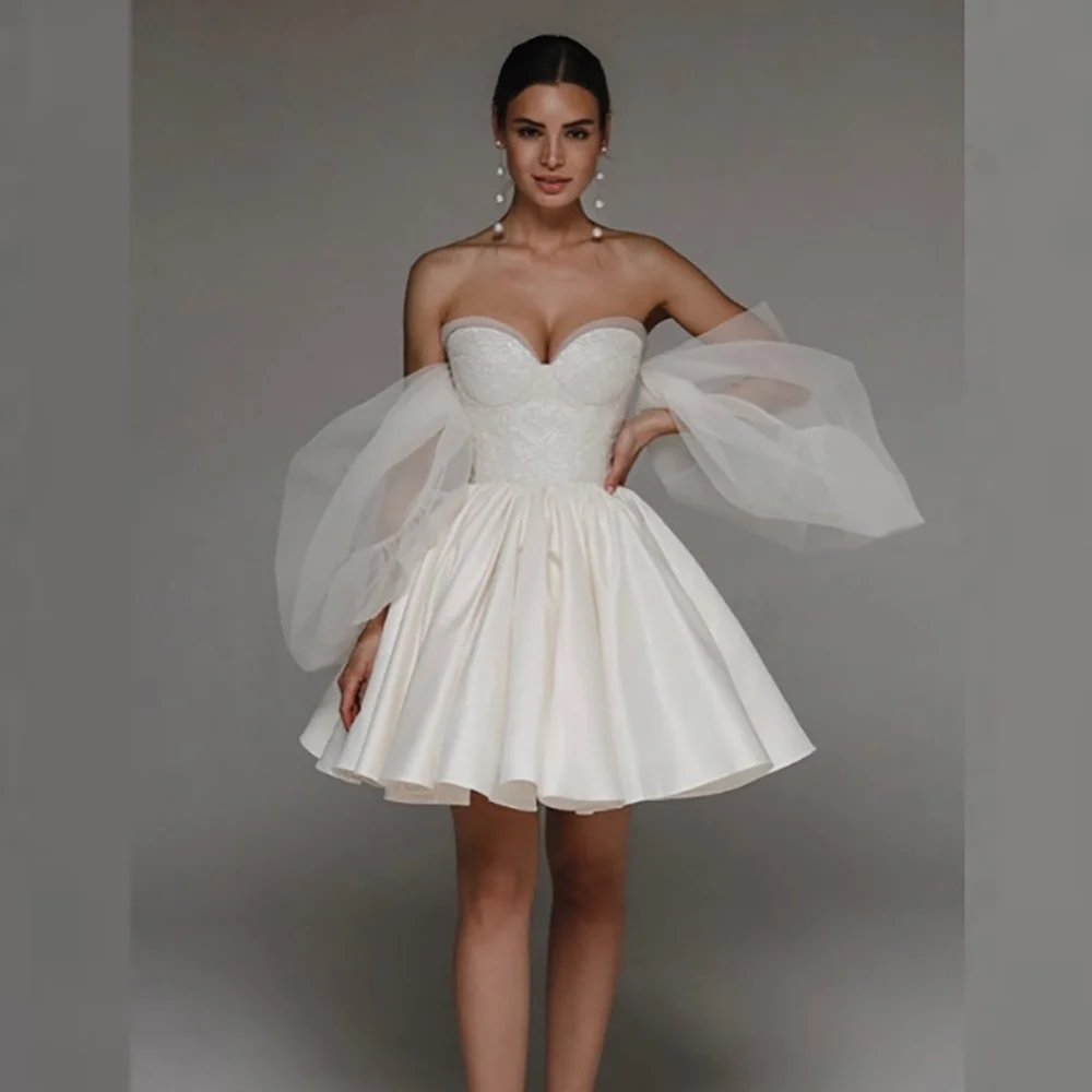 

Sexy White Short Cocktail Dresses Off The Shoulder Sweetheart A-Line Mini Homecoming Prom Party Gowns Custom Made