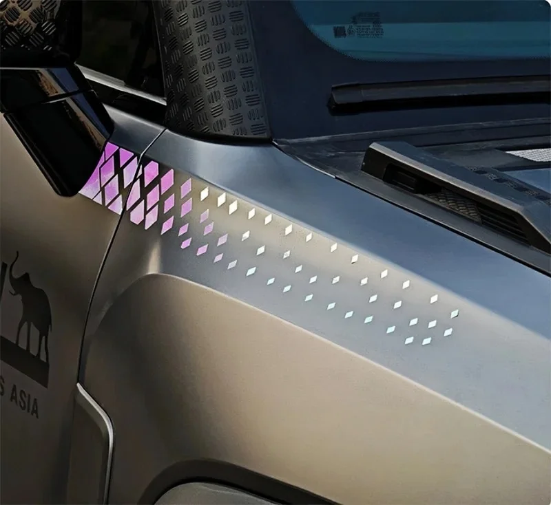 

Подходит для Jetour Traveller T2 2023-2025, автомобильная решетка, панель в виде листьев, поясные линии, светящаяся наклейка со звездным светом, внешние декоративные детали автомобиля