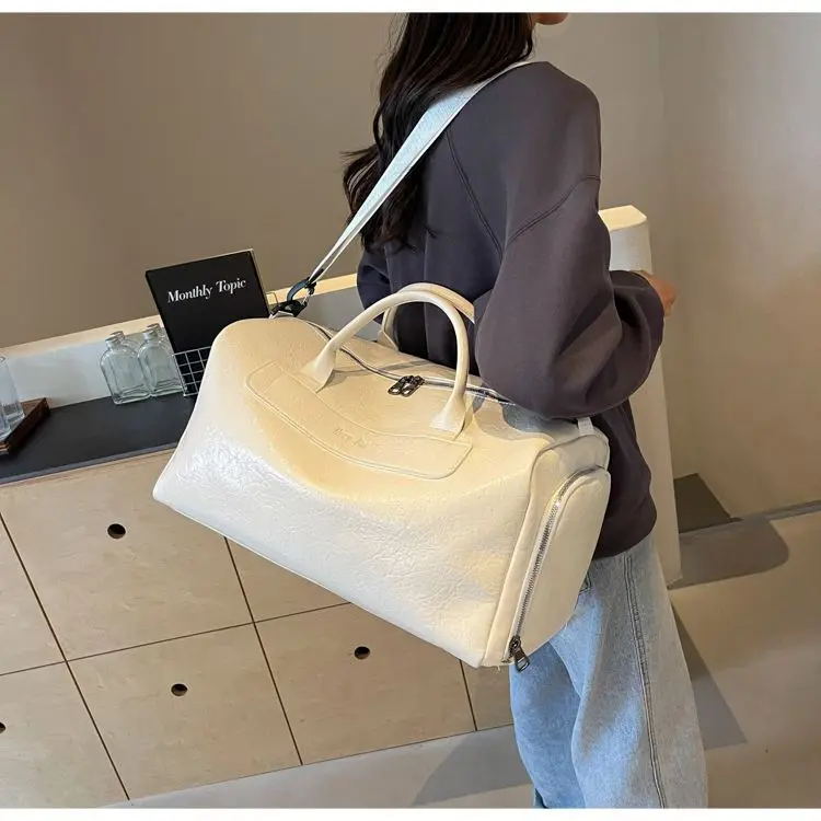 Hand Bill Shoulder Yoga Swimming Duffel Oil Wax Pu Leather Fitness Sports Bag Travel Large Capacity Travel Bag