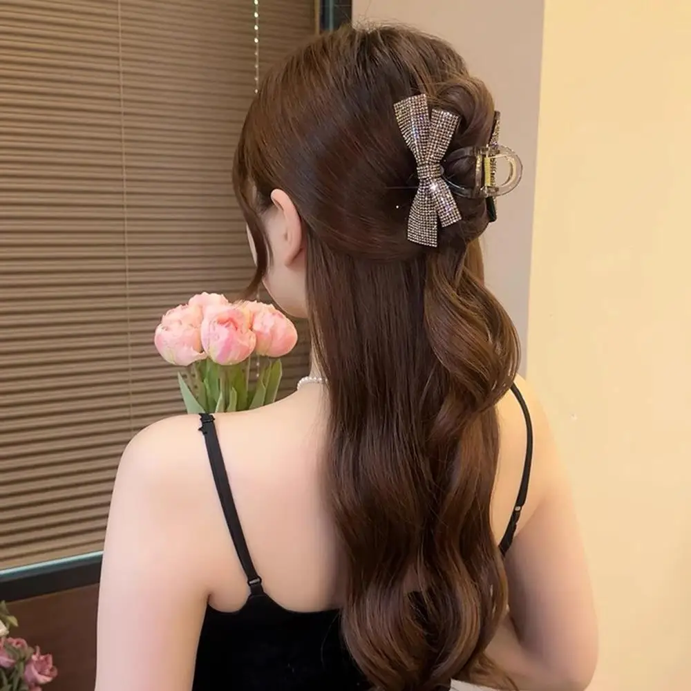

Full Diamond Bow Hair Claw Clip Double Side Crystal Hair Clip Shiny Ribbon Bowknot Hairpin Simple Elegant Hair Accessories